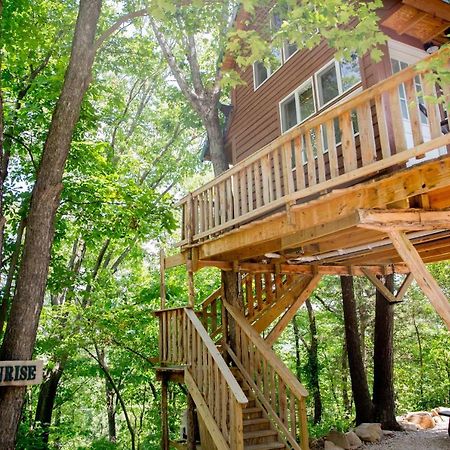 The Cottage Treehouses Cilipi Bagian luar foto